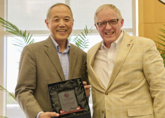 Wu Earns 2026 SU Outstanding Research Mentor Award Wu Earns 2026 SU Outstanding Research Mentor Award